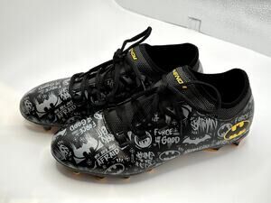 Phenom Batman Mens Soccer Cleats Size 7.5 Gray Black Yellow Lace Up Molded